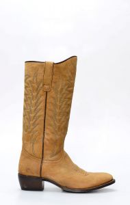 Brown camperos style Sendra boots