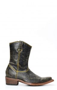 Cuadra ankle boot in black aged leather with yellow stitching