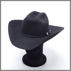 Black Serratelli hat in pure 6x quality felt